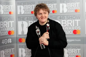 Emotivni povratak glazbenika Lewisa Capaldija: Dvije godine nije nastupao zbog ove bolesti