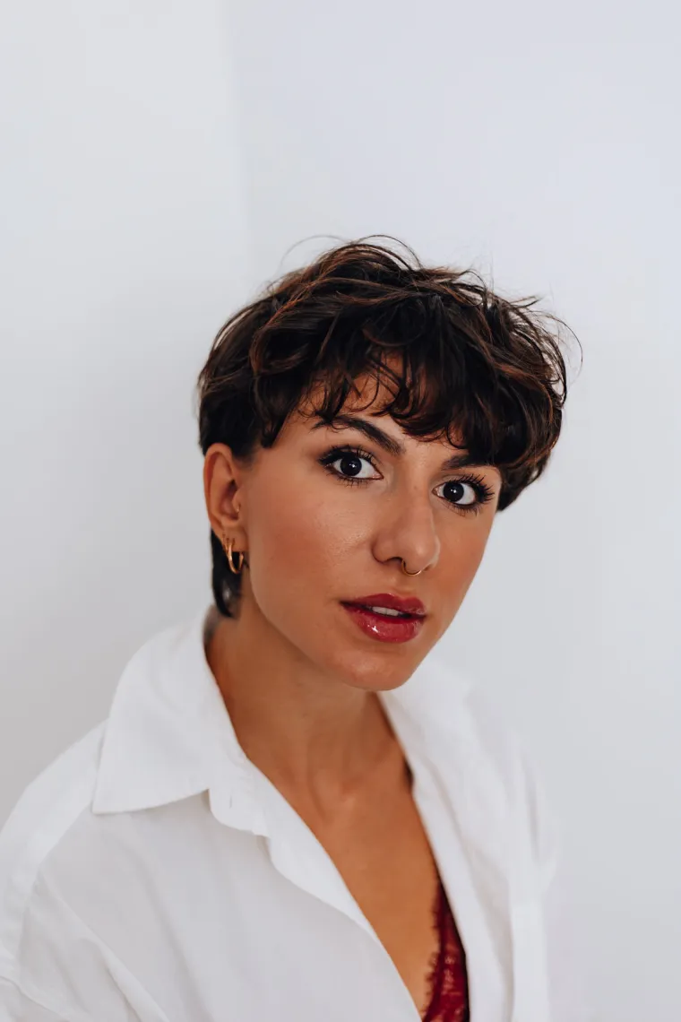 Pjevačica prikupila 20.000 eura za studij: 'Program stoji 220.000 dolara, bez troškova života'