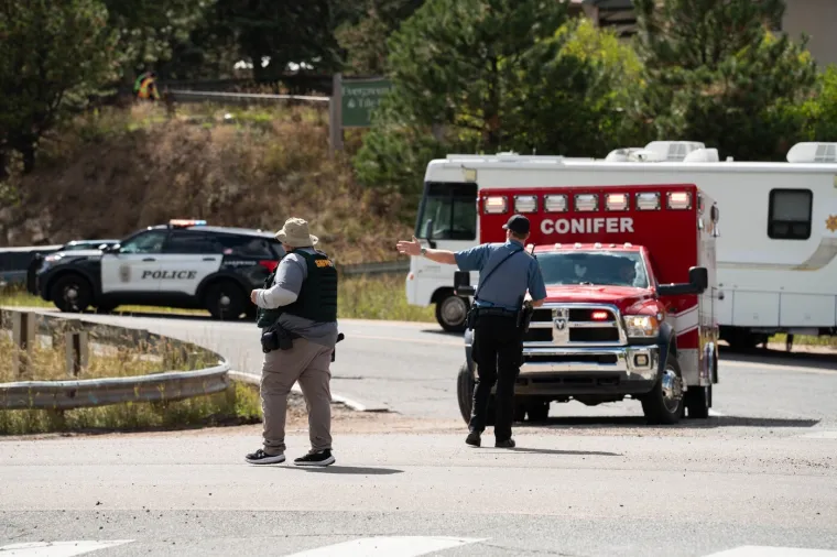 Užas u američkoj školi: Srednjoškolac upucao dvoje učenika pa presudio sebi