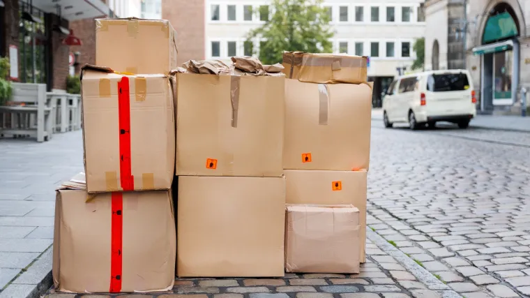 Diljem Njemačke pojavljuju se misteriozni paketi: Stručnjaci upozoravaju na opasnost!