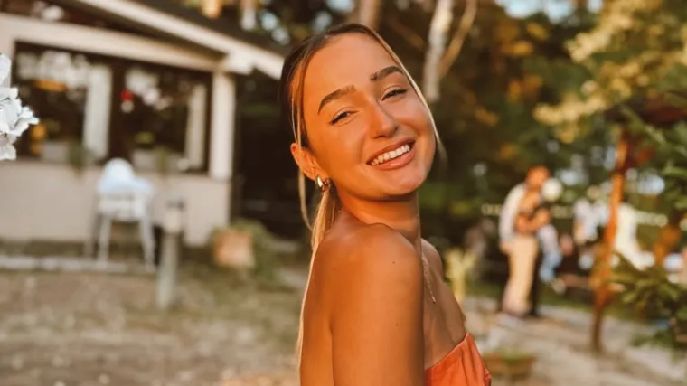 Broji sitno: Thompsonova nećakinja podijelila fotografije s djevojačke, pogledajte atmosferu