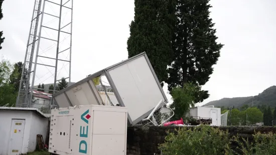 Stadion Zrinjskog uništen: Klupe letjele 150 m, vjetar polomio gol, a samo srećom izbjegnute su ljudske žrtve
