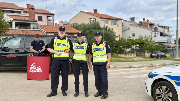 'Radio Patrola' na cestama Istre: Battifiaca i policajci dijele nagrade i upozoravaju vozače