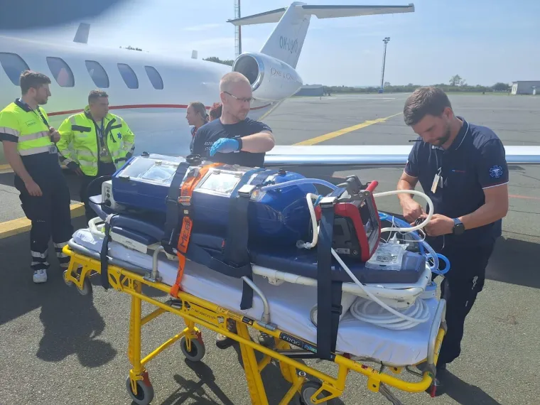 Rođena s 550 grama, malena Vivian vratila se kući u Češku: Život su joj spasili hrvatski liječnici