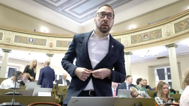 Tomašević ima razloga za duplo slavlje: Konačno izglasan GUP, ali i njegova veća plaća!