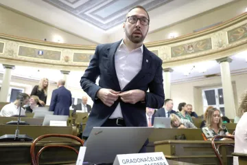 Tomašević ima razloga za duplo slavlje: Konačno izglasan GUP, ali i njegova veća plaća!