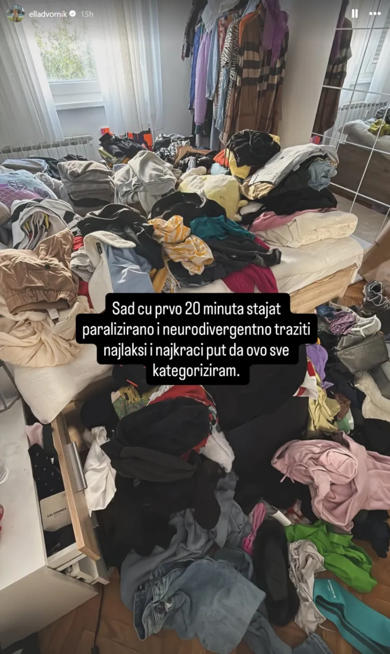 Je li vrijeme za 'Odred za čistoću'? Ella Dvornik zatrpala sobu stvarima kako bi presložila ormar