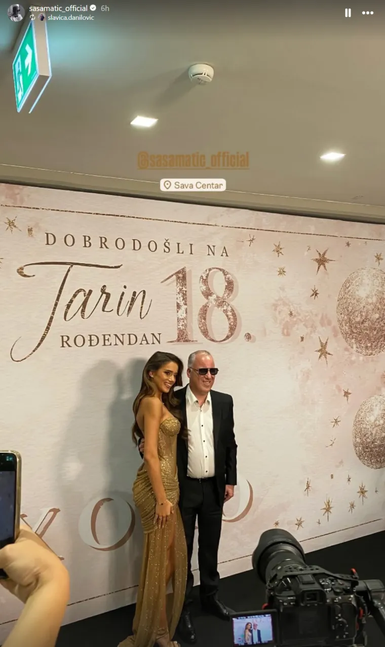 Kći Sa&scaron;e Matića proslavila 18. rođendan: Zablistala u zlatnoj haljini, a na slavlju pjevale zvijezde