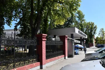 Dijete umrlo od opeklina u Slavonskom Brodu, policija objavila za što terete oca (25) i majku (23)