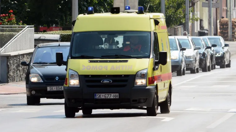 Instruktorica vožnje: 'Nekoliko stvari treba napraviti kada prolazi vozilo hitne pomoći'