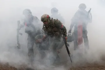 Ubojita bolest od koje krvare oči pokosila Putinove specijalce: 'Trče nam oko tijela'