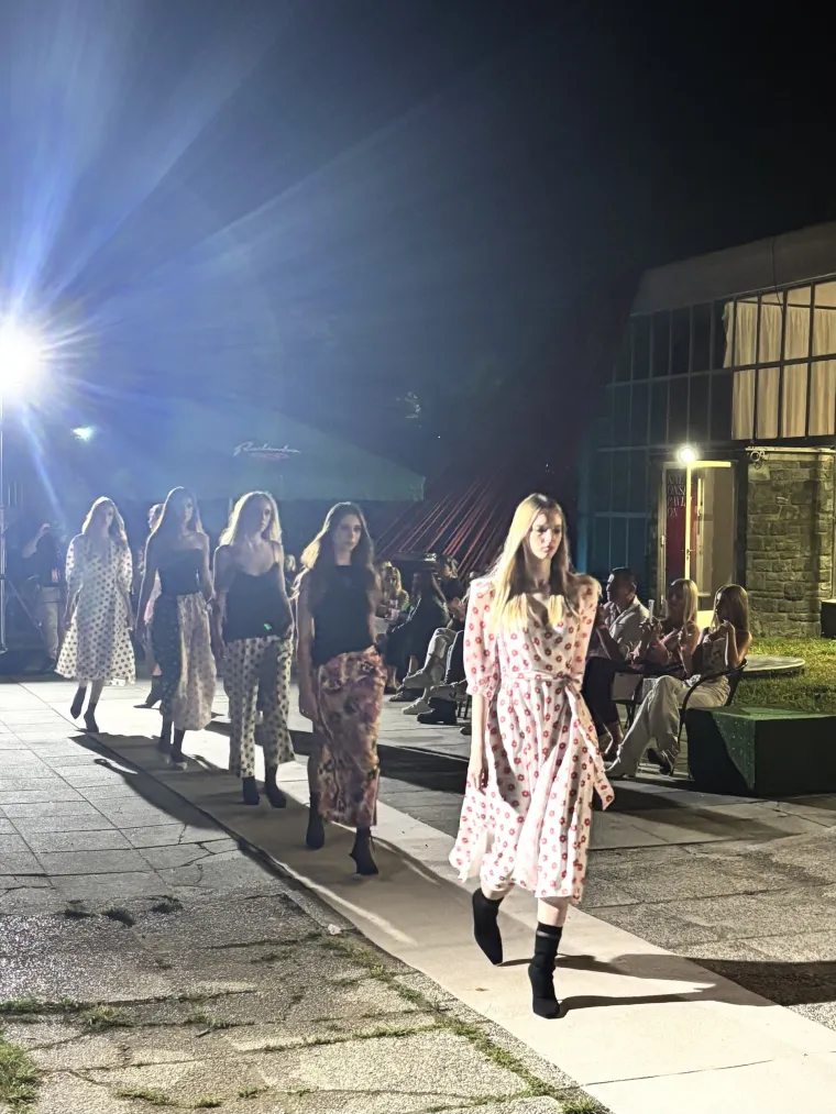 Neočekivani trenutak na pisti: Marko Bošnjak nakon svojih izjava o Kirku zapalio cigaretu i zatvorio reviju