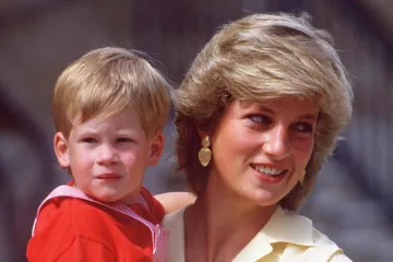 Od buntovnog dječaka do crne ovce kraljevske obitelji: Skandali princa Harryja podijelili su javnost