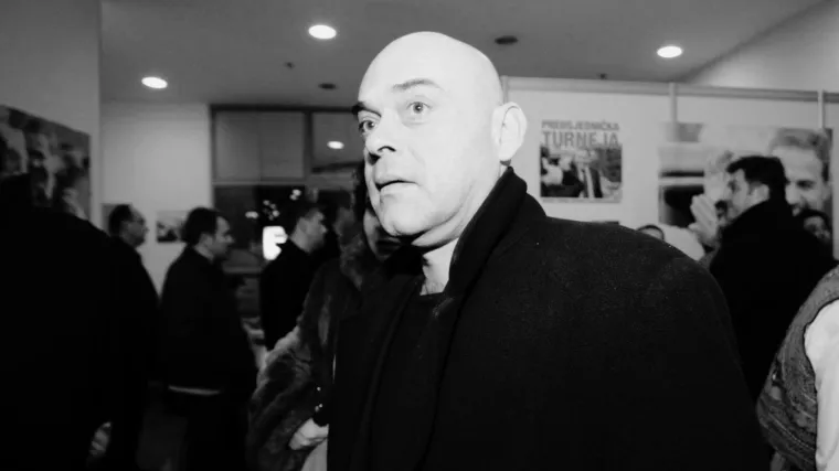 Preminuo novinar Robert Valdec