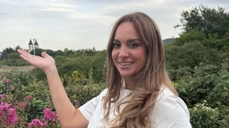 Simona Mijoković se povlači s društvenih mreža: 'Odlazim u tišinu'