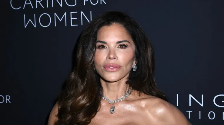 Bujno poprsje Bezosove supruge nije prošlo nezapaženo: Lauren je sve oborila s nogu