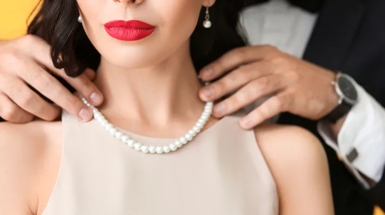 Izlazi samo s bogatima: 'Ne kuham, ne spavam s njima, beskorisna sam i ponosna na to'