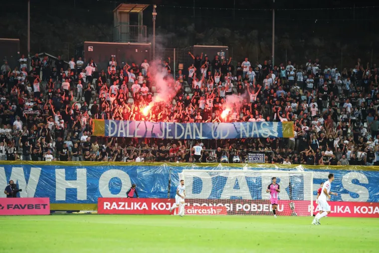 Pogledajte poruku za Đalovića koju je Armada istaknula na debiju novog trenera