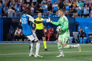 Pogledajte kako je hrvatski vratar osramotio Messija, ovo mu se rijetko događa