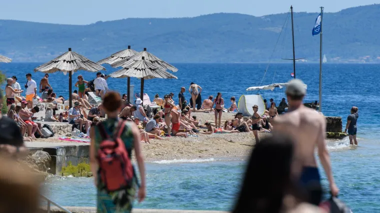 Indijac u Zadru pitao djevojčicu (12) smije li je poljubiti: 'To nedvojbeno ima spolnu konotaciju'