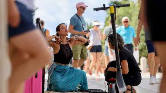 Vruća nedjelja u Zadru: Djevojke zapalile rivu, ovako se iskorištavaju zadnji dani ljeta