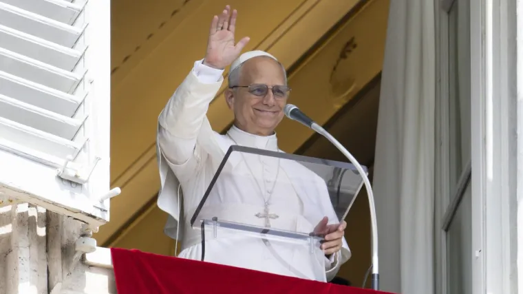 Koncert za mir, svjetlosni spektakl i posebni Angelus: Ovo je papa poručio na svoj rođendan