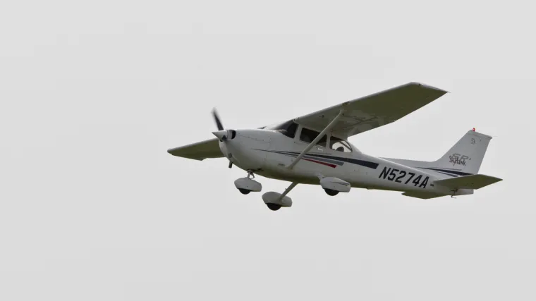 Strašna tragedija: Dvije osobe poginule u padu malog aviona