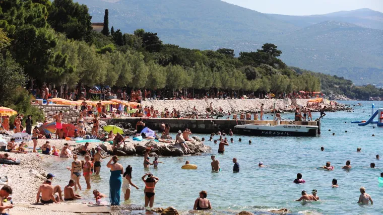Što se događa s hrvatskim turizmom? Komercijalni smještaj u minusu, spašavaju nas domaći turisti