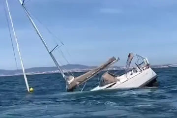 Kitovi ubojice potopili jedrilicu, a uznemirili su i turistički brod: Pojavila se snimka