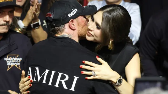 Tješila ga nakon bolnog poraza! Zanosna Meksikanka zasjenila sve u Las Vegasu: 'Izgleda nevjerojatno'