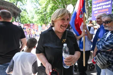 Veliko slavlje u Solinu: Oženio se sin Željke Markić, pogledajte što mu je poručila ponosna majka