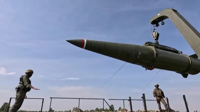 Vojnici na motorima, bombarderi i nuklearno oružje kod NATO granice. Što se događa? 'Ništa ne skrivamo'