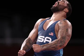 Ušao u kavez i demolirao suparnika! Svijet drhti pred naletom neviđene sile: 'On je već sad problem'