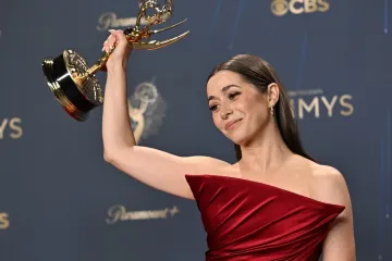 Emmy 2025. dobitnike: glumicu Cristin Milioti i game show Traitors SAD gledajte na Voyo