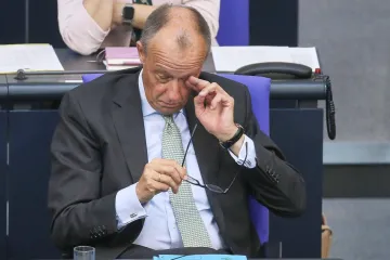 Njemački kancelar pustio suze: 'Sram me zbog ovoga, objavljujem rat'