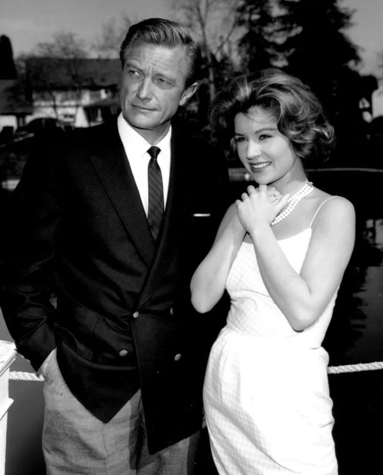 Tuga u svijetu glume: Preminula zvijezda hit serije 'Dinastija'