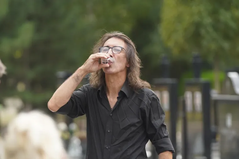 Ana Nikolić se povukla nakon prijave partnera za nasilje: Odbila primiti majku i brata