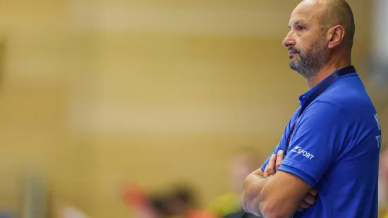 Bivši izbornik napustio klub nakon prvog kola, na klupu se vraća poznato ime