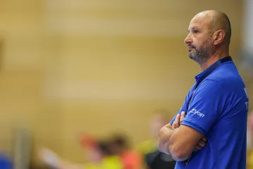 Bivši izbornik napustio klub nakon prvog kola, na klupu se vraća poznato ime