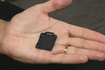 Dijete s igračkom tri puta tri centimetra u grlu otpušteno iz bolnice