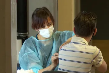 Dva dodatna docjepljivanja za školarce, liječnik objasnio simptome opasne bolesti