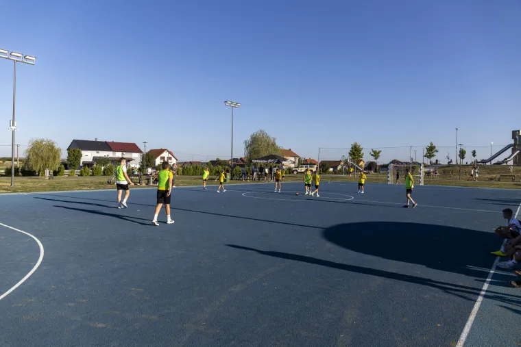 Svi pravac u Vinkovce! Dobili su park iz snova: Ovo je najveća dječja igraonica u Hrvatskoj