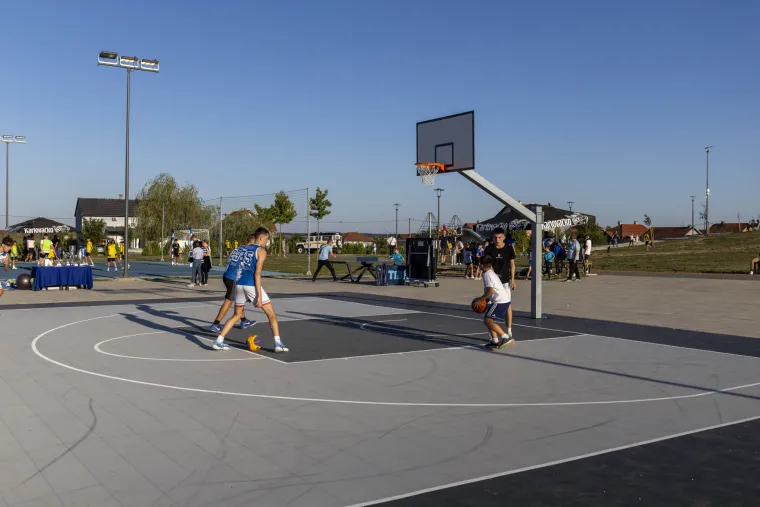 Svi pravac u Vinkovce! Dobili su park iz snova: Ovo je najveća dječja igraonica u Hrvatskoj