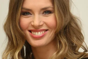 Leona Paraminski o ulozi u seriji Dragana Bjelogrlića: 'Atmosfera na setu je opuštena, bio je užitak raditi'