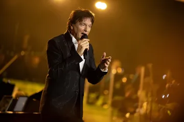 Čolićeva kći Lara zablistala u mini haljini u Turskoj. Evo što kaže tata