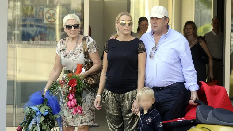 Po drugog sina došli BMW-om: Fani nosila pozlaćene naočale, a Kerum premalu košulju