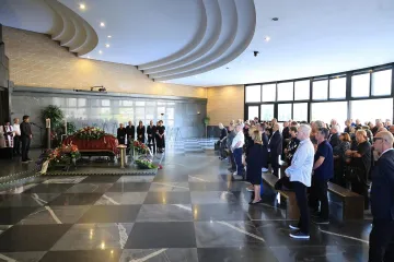 Suze, tuga i bol: Kolege i obitelj oprostili su se od Roberta Valdeca