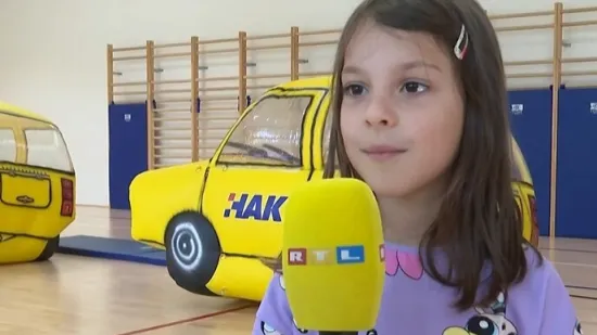 Mihaela je prvašica, a svjesna je opasnosti električnog romobila: 'Strah me da ne padnem'
