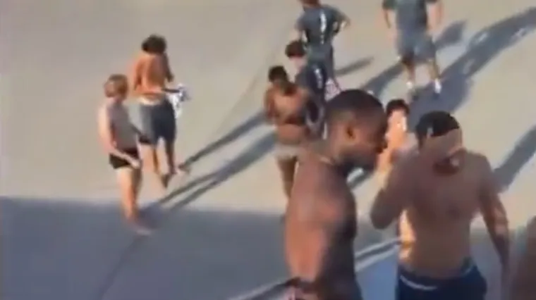 Nogometa&scaron;i krenuli na utakmicu Lige prvaka pa zavr&scaron;ili polugoli na pisti, snimke obilaze svijet