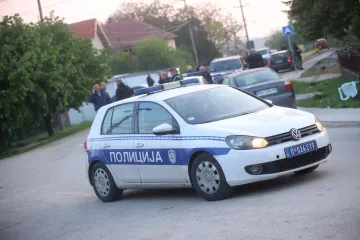 Zapalio kuću, pretukao oca, a sina pregazio. Sve snimio: 'Umireš polako, ali sigurno. Ljubi te brat'